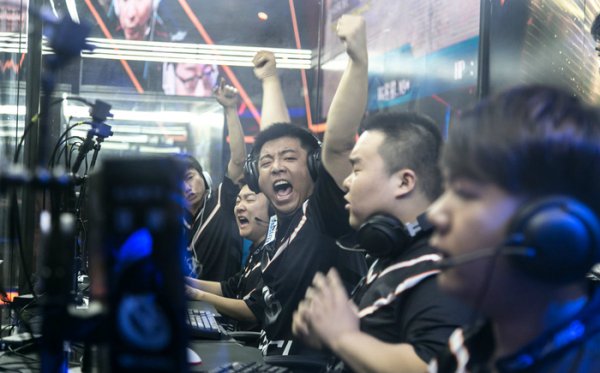 滕哈格引援 滕哈格引援