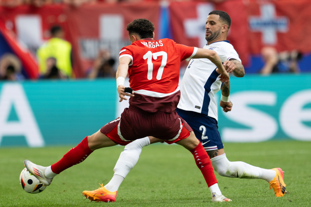 大的突破发 大的突破发