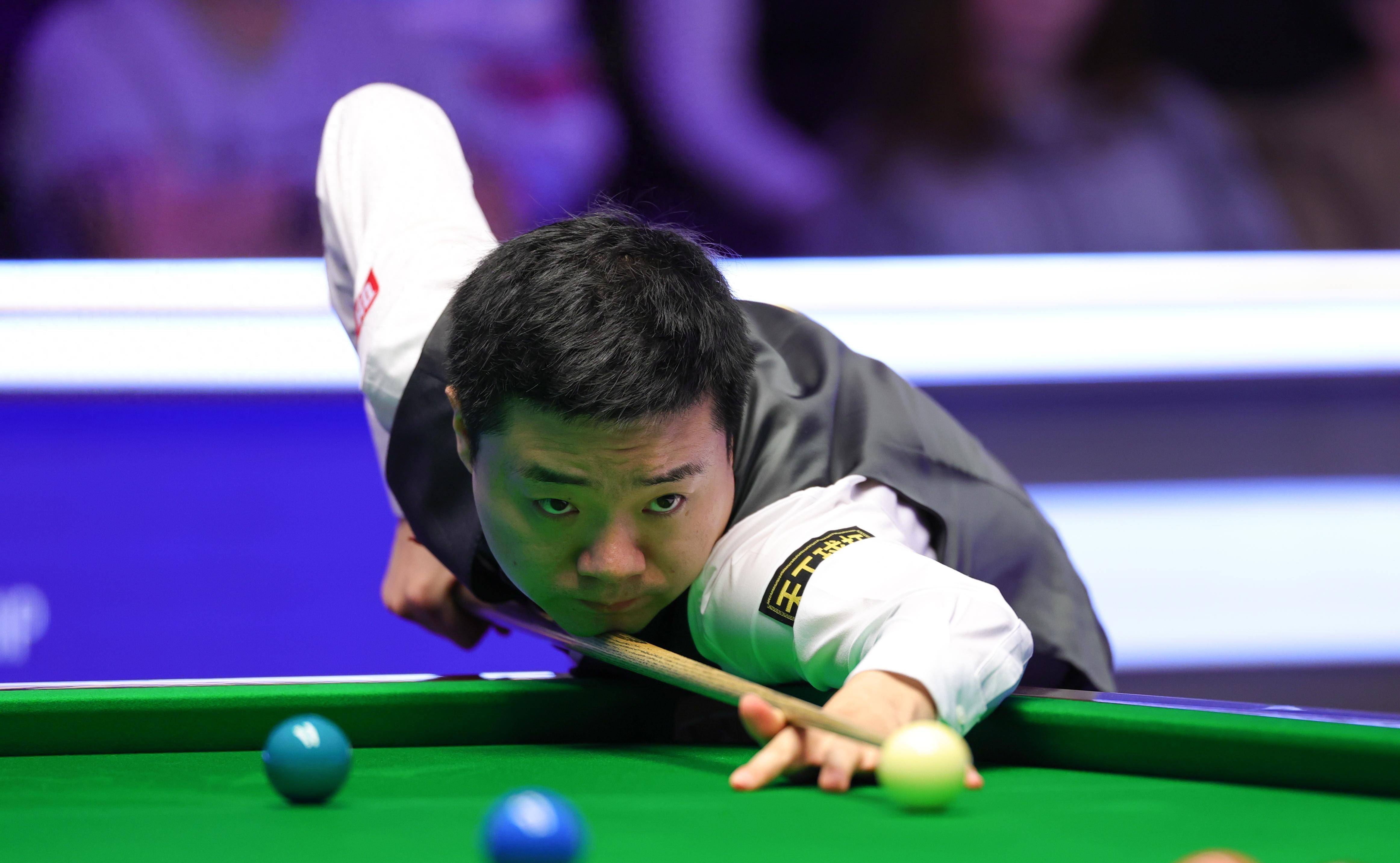 外线球员手 外线球员手